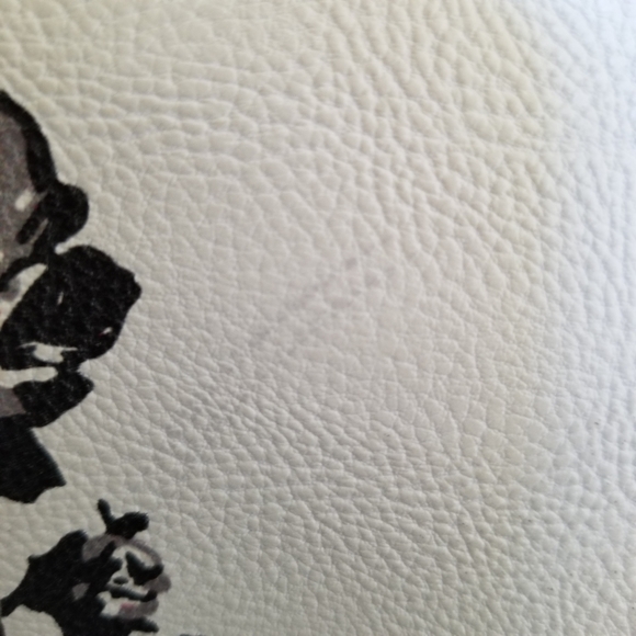 NWT- Betsey Johnson Crossbody/Wristlet - Picture 4 of 12